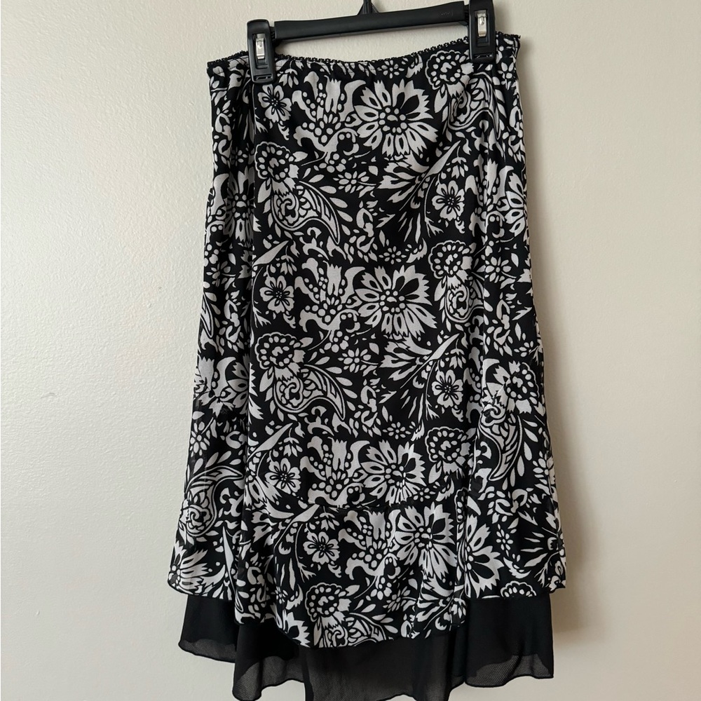 Flowy Y2K Boho Black and White Skirt